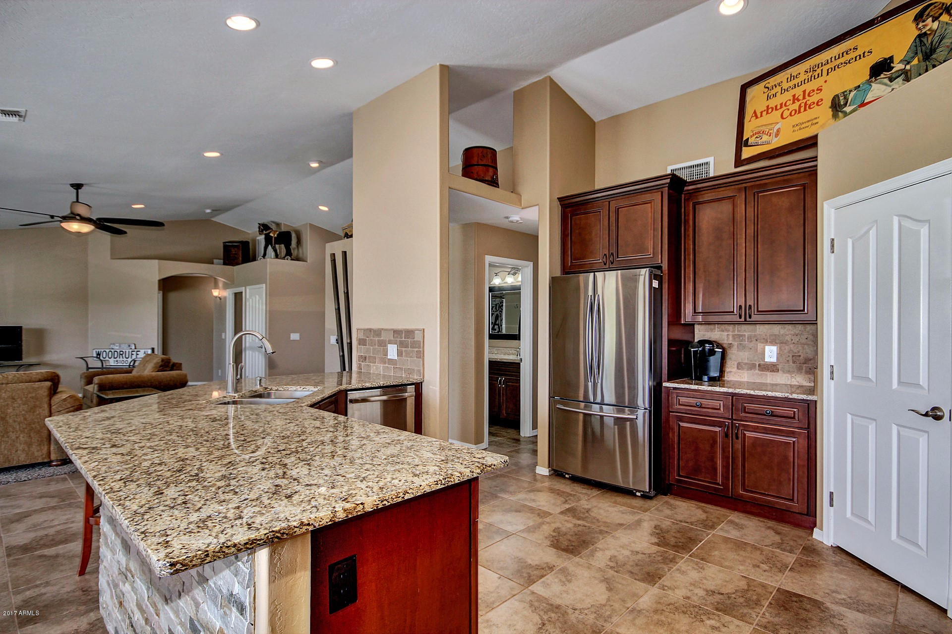 17743 East Brooks Farm Road Gilbert, AZ 85298 - Photo 11 of 69 MAIN HOUSE KITCHEN
