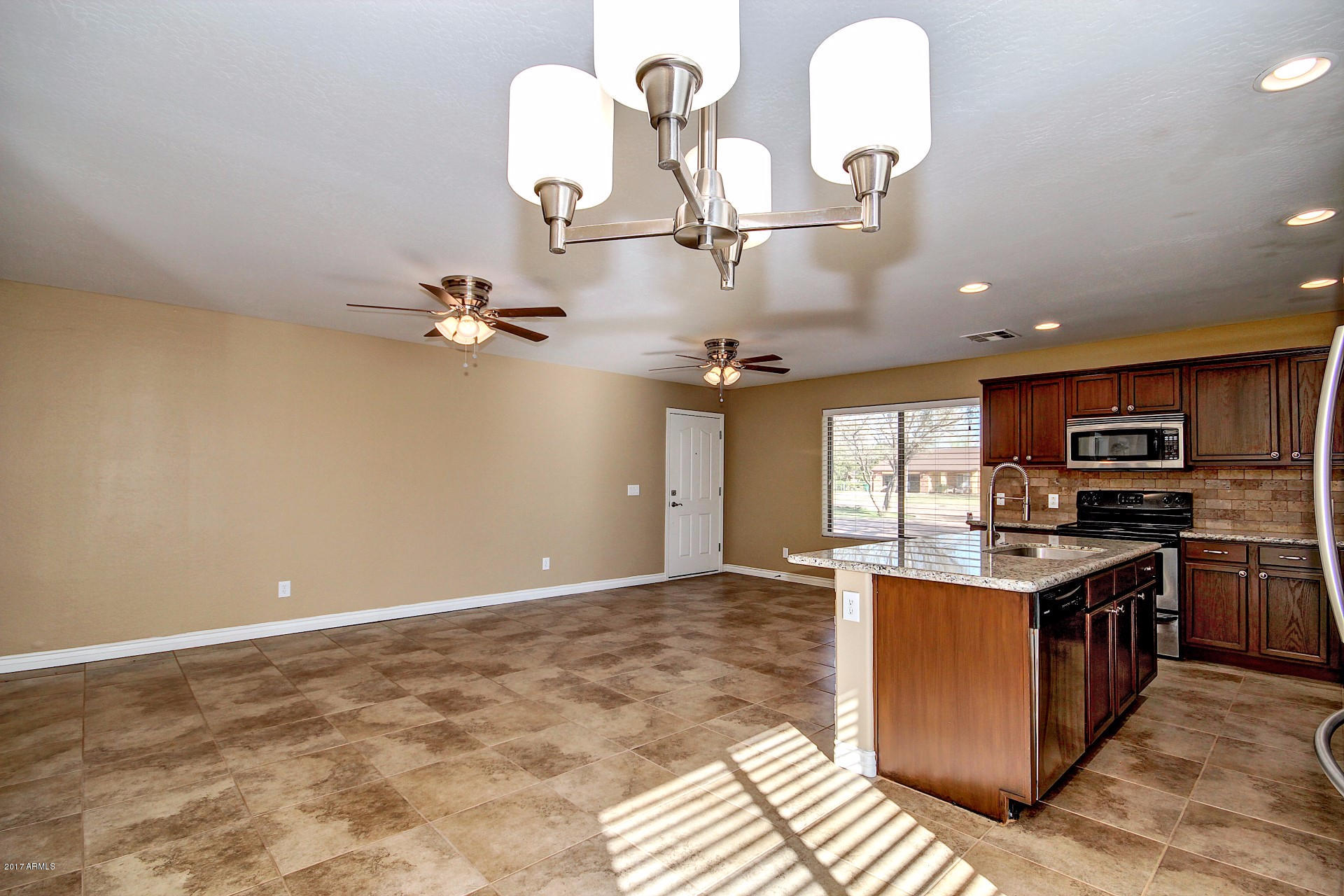 17743 East Brooks Farm Road Gilbert, AZ 85298 - Photo 36 of 69 GUEST HOUSE EAT-IN KITCHEN / FAMILY ROOM