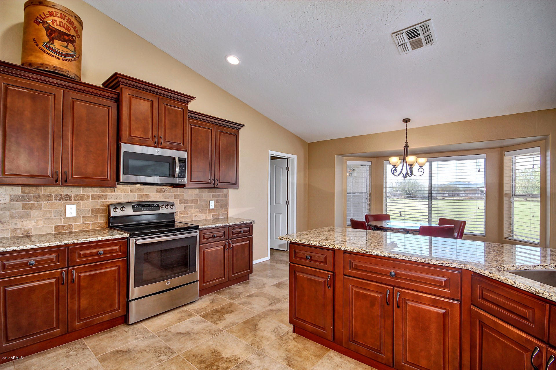 17743 East Brooks Farm Road Gilbert, AZ 85298 - Photo 10 of 69 MAIN HOUSE KITCHEN