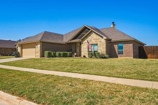 $379,900 | 7250 Tuscany Drive, Abilene, TX 79606