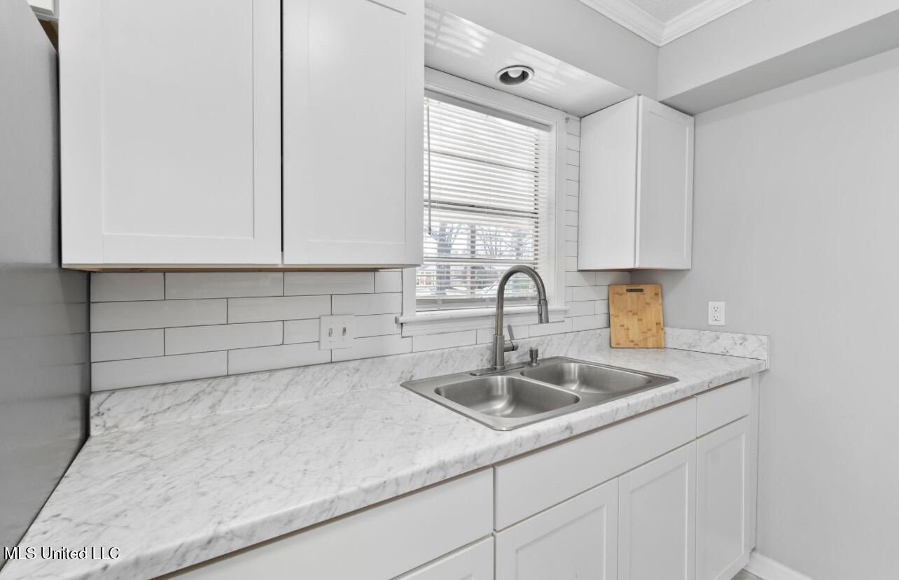 8232 Caprock Cove Southaven, MS 38671 - Photo 11 of 32 IMG_5987