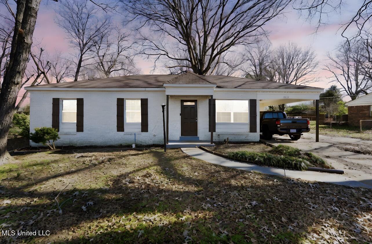 8232 Caprock Cove Southaven, MS 38671 - Photo 2 of 32 IMG_5978