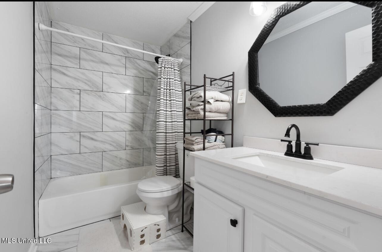 8232 Caprock Cove Southaven, MS 38671 - Photo 23 of 32 IMG_5999