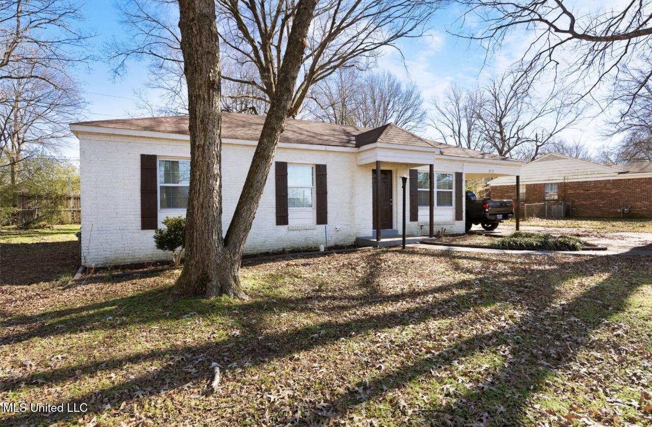 8232 Caprock Cove Southaven, MS 38671 - Photo 3 of 32 IMG_5979