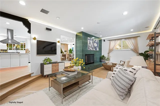 $1,499,000 | 22959 Humming Bird Way, Calabasas, CA 91302