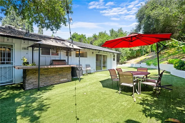 $1,499,000 | 22959 Humming Bird Way, Calabasas, CA 91302