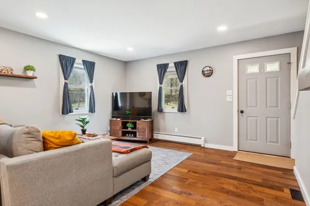 $399,000 | 581 Mountain View Road, Tinmouth, VT 05773