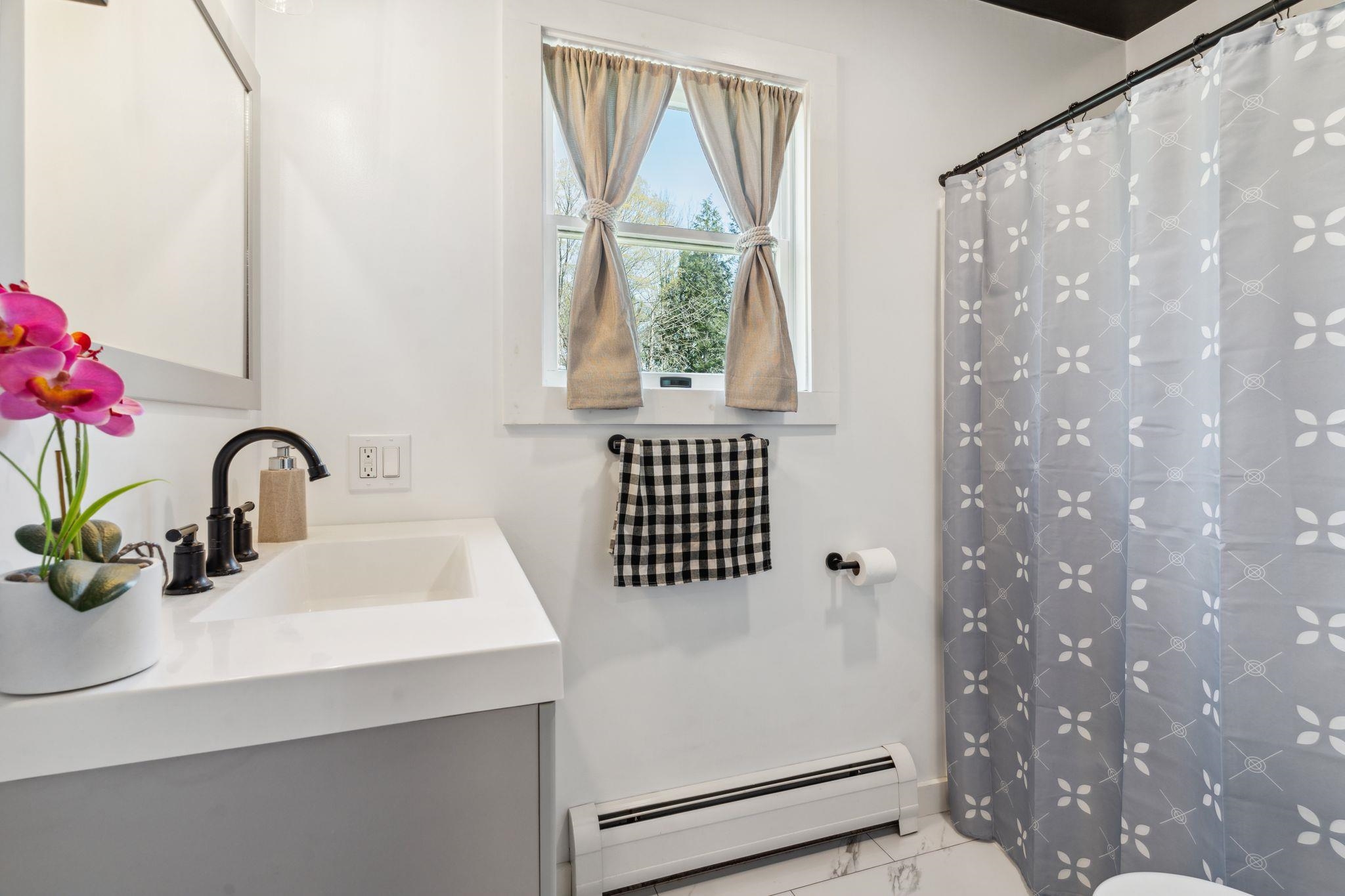 581 Mountain View Road Tinmouth, VT 05773 - Photo 19 of 38