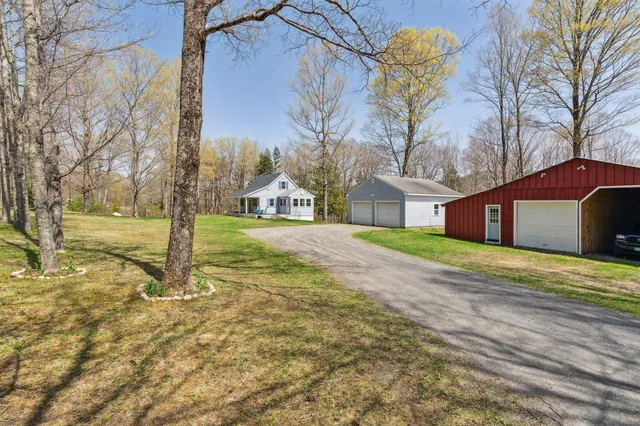 $399,000 | 581 Mountain View Road, Tinmouth, VT 05773