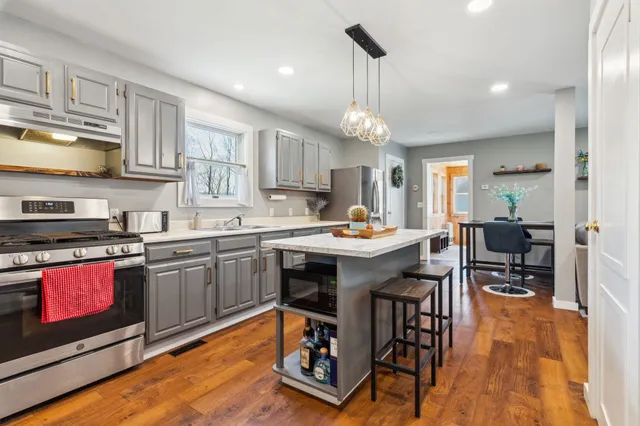 $399,000 | 581 Mountain View Road, Tinmouth, VT 05773