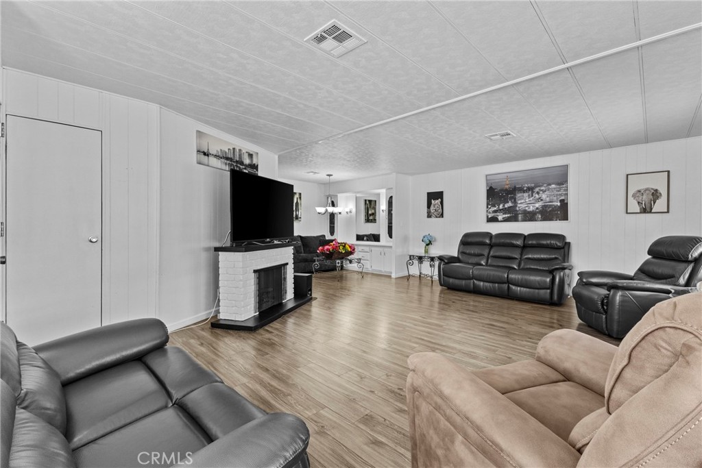 4000 Pierce Street, Unit 132 Riverside, CA 92505 - Photo 8 of 43 Living room