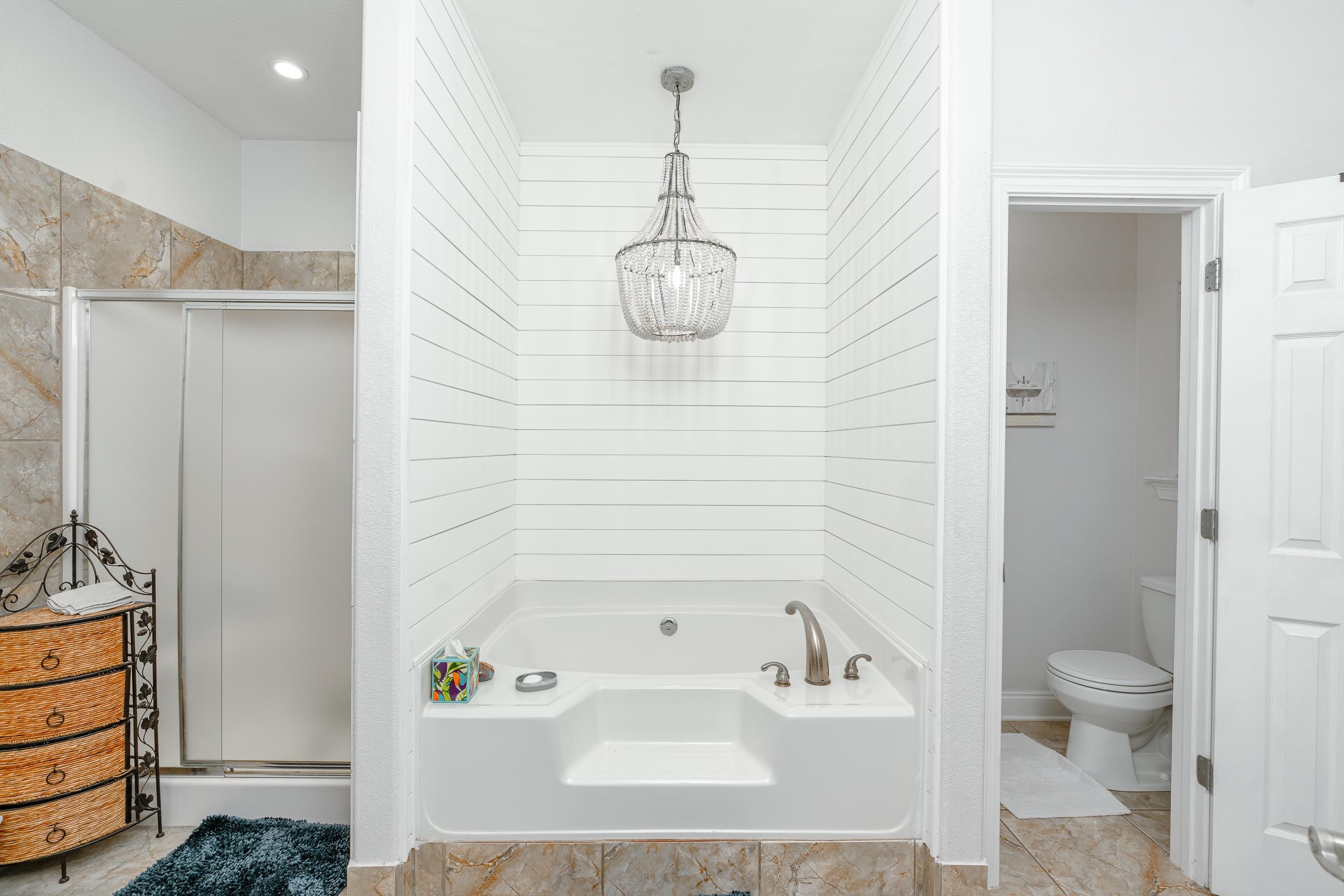 302 Bristol Way Foley, AL 36535 - Photo 18 of 51 Bathroom
