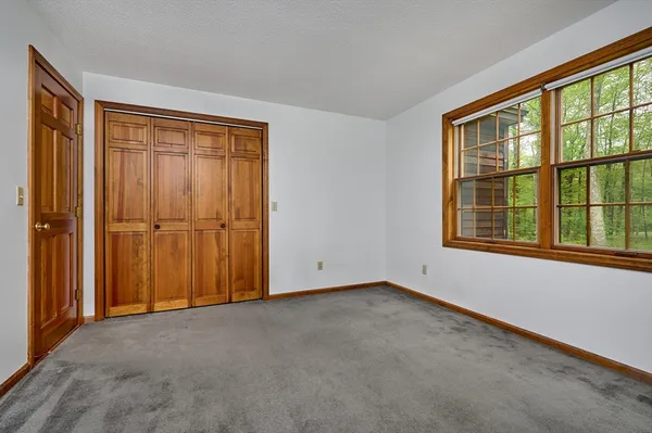 $670,000 | 16-18 Highland Drive, Shutesbury, MA 01072