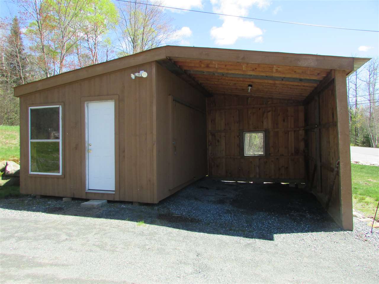 132 Goose Pond Road Canaan, NH 03741 - Photo 11 of 12 Gallery Image 11