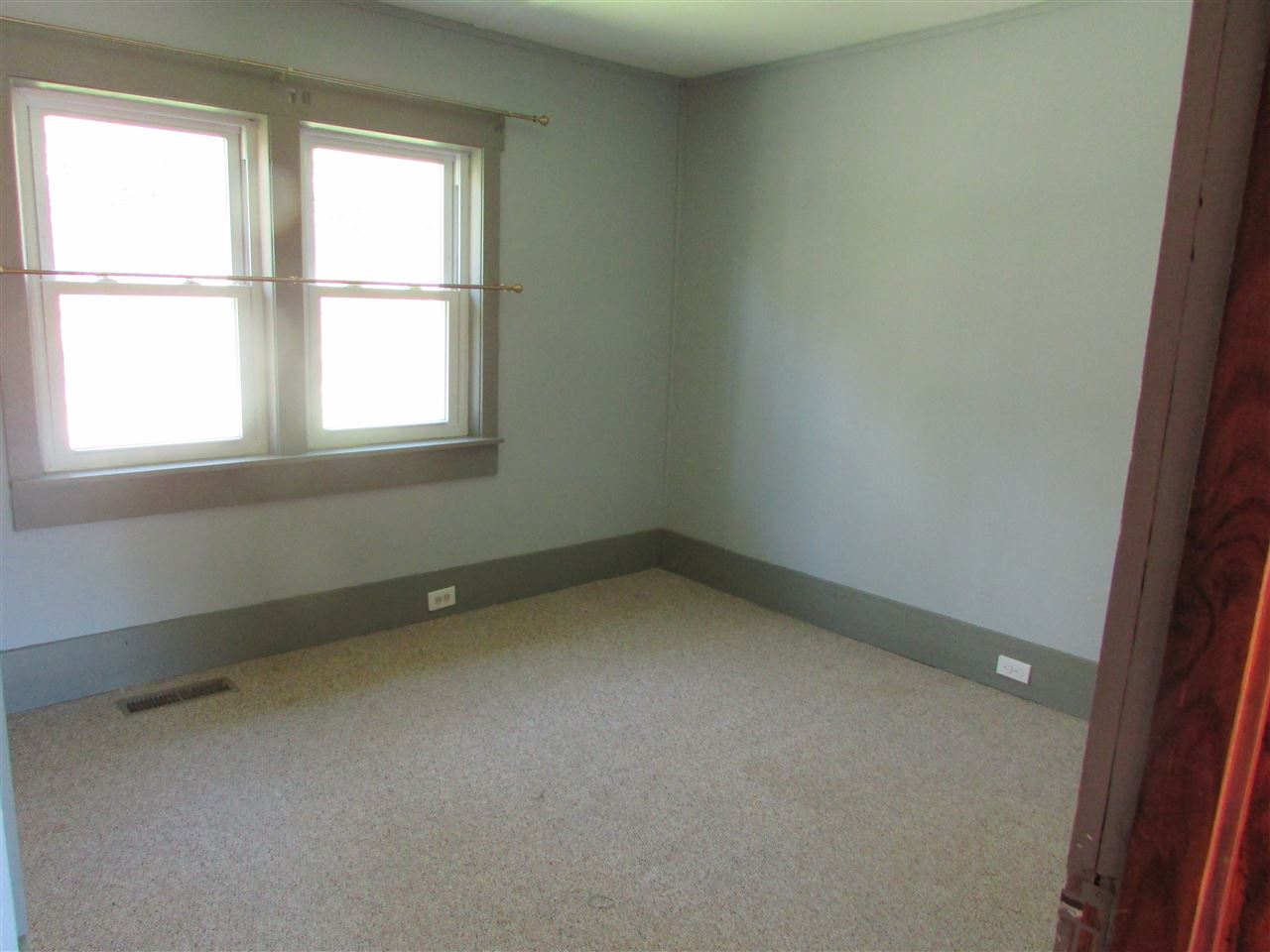 132 Goose Pond Road Canaan, NH 03741 - Photo 7 of 12 Gallery Image 7