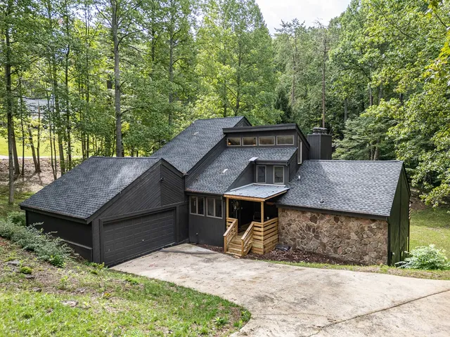 $499,000 | 319 Woodside Acres Drive, Murphy, NC 28906
