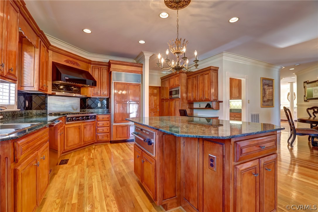 3619 Cannon Ridge Court Midlothian, VA 23113 - Photo 7 of 22 Kitchen with All Viking and Sub Zero Appliances