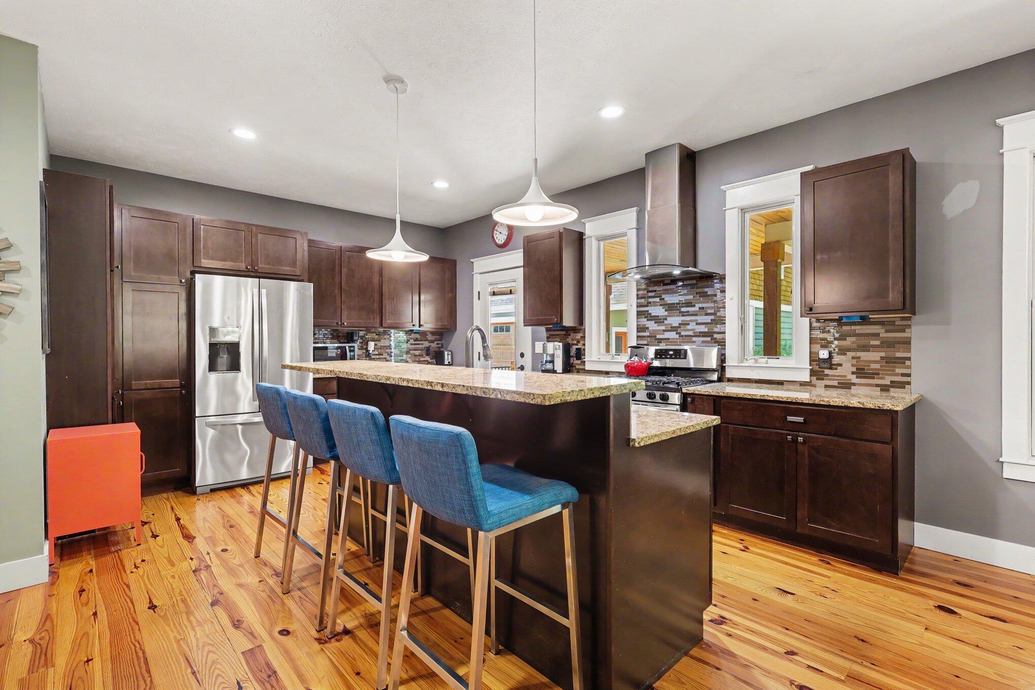 1280 Hendrick Road Muskegon, MI 49441 - Photo 9 of 43 009_file_3731