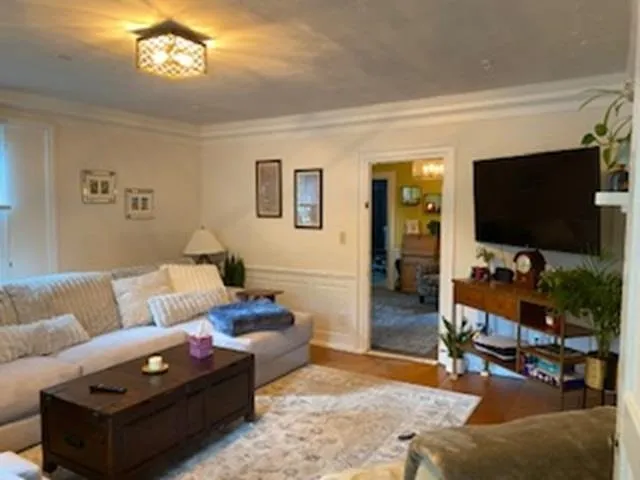 $2,750 | 53 Silver Street, Dover, NH 03820