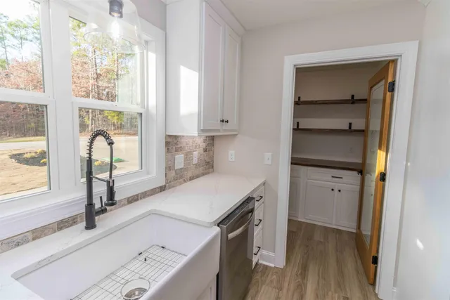 $374,500 | 1130 Twin View Circle, Selmer, TN 38375