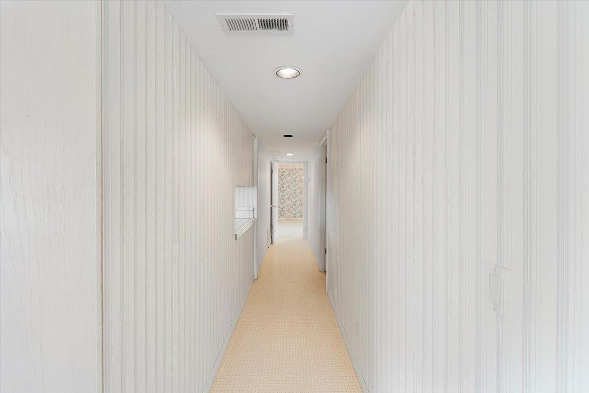 40101 Tassajara Road Carmel Valley, CA 93924 - Photo 20 of 91 a view of a hallway