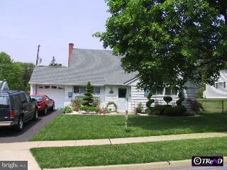 11 Hunt Road Levittown, PA 19056 - Photo 1 of 1 Gallery Image 1