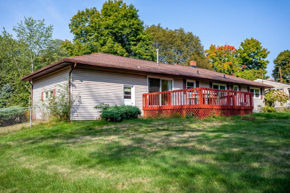 318 Ferguson Road Marshall, MI 49068 - Photo 5 of 46 5R9A0073