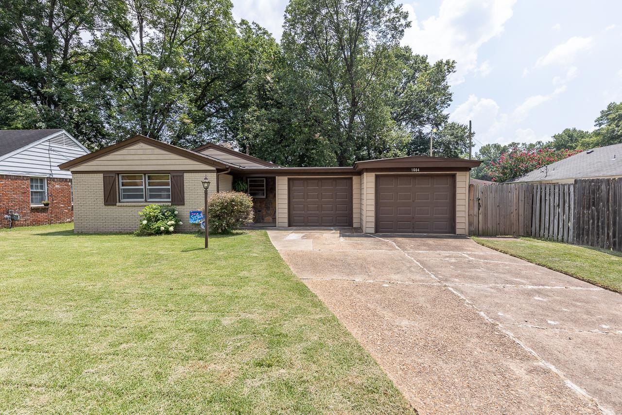1604 Wilbec Road Memphis, TN 38117 - Photo 2 of 30 a front view of a house with garden