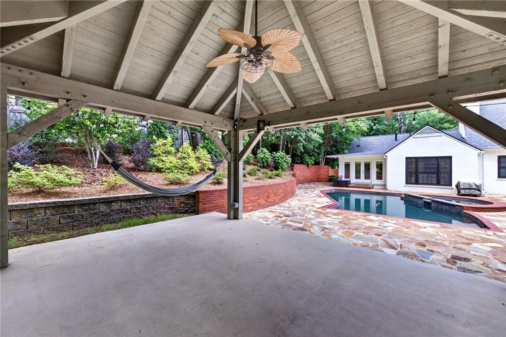 62 Blackland Road Northwest Atlanta, GA 30342 - Photo 33 of 40