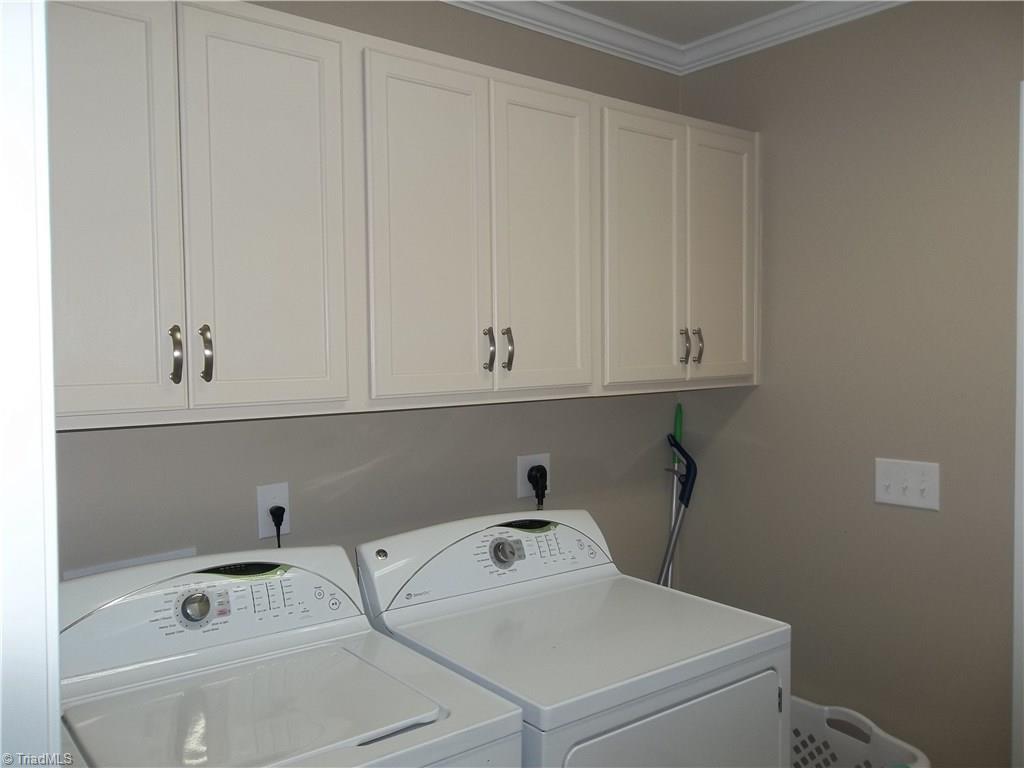 643 Chas Court High Point, NC 27265 - Photo 10 of 20 Gallery Image 10
