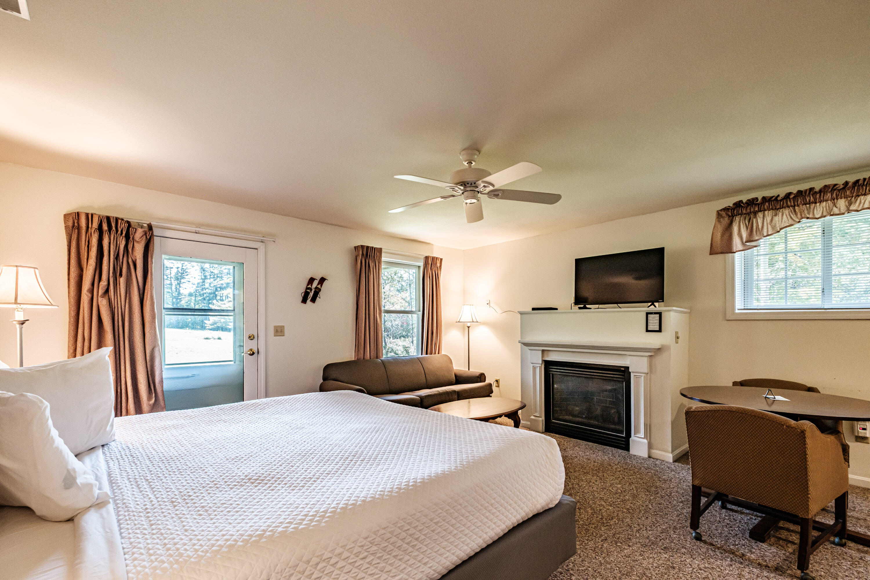 44 Mill Hill Road, Unit 601 Bethel, ME 04217 - Photo 4 of 18 20260925gp-61048