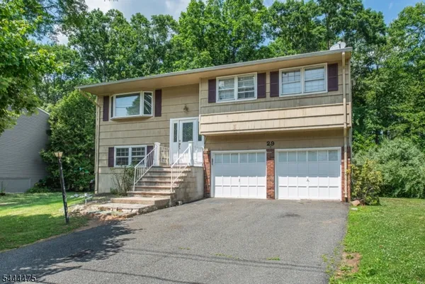 $524,000 | 29 Downstream Drive, Flanders, NJ 07836
