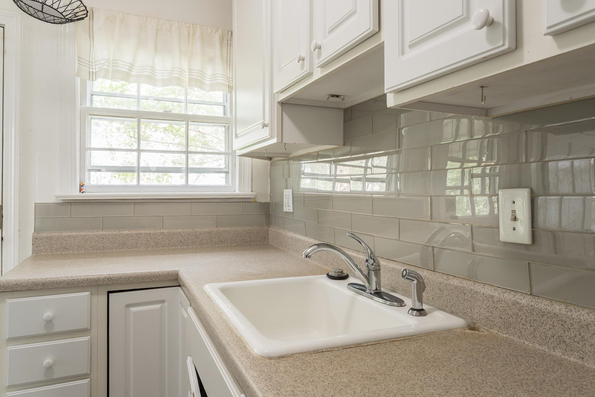 1518 Hanover Street Raleigh, NC 27608 - Photo 16 of 25 Photo 16