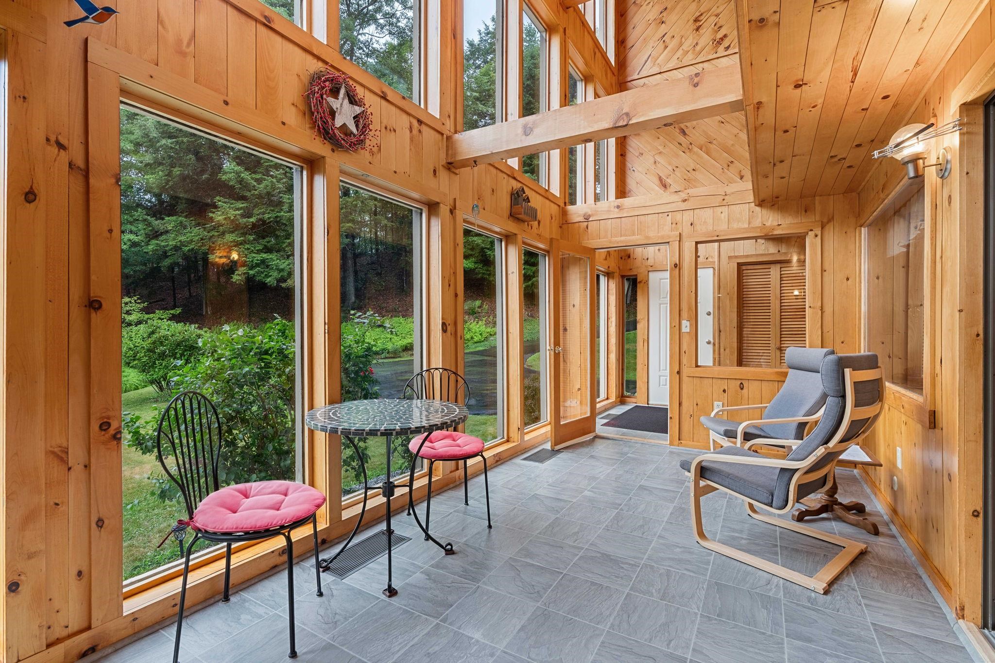 42 Thorndike Road Weare, NH 03281 - Photo 9 of 55 Gallery Image 9