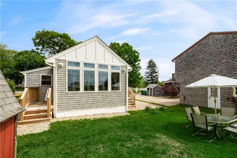$699,000 | 39 Edwards Avenue, South Kingstown, RI 02879