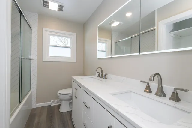 $468,000 | 14225 Forest View Lane, Brookfield, WI 53005