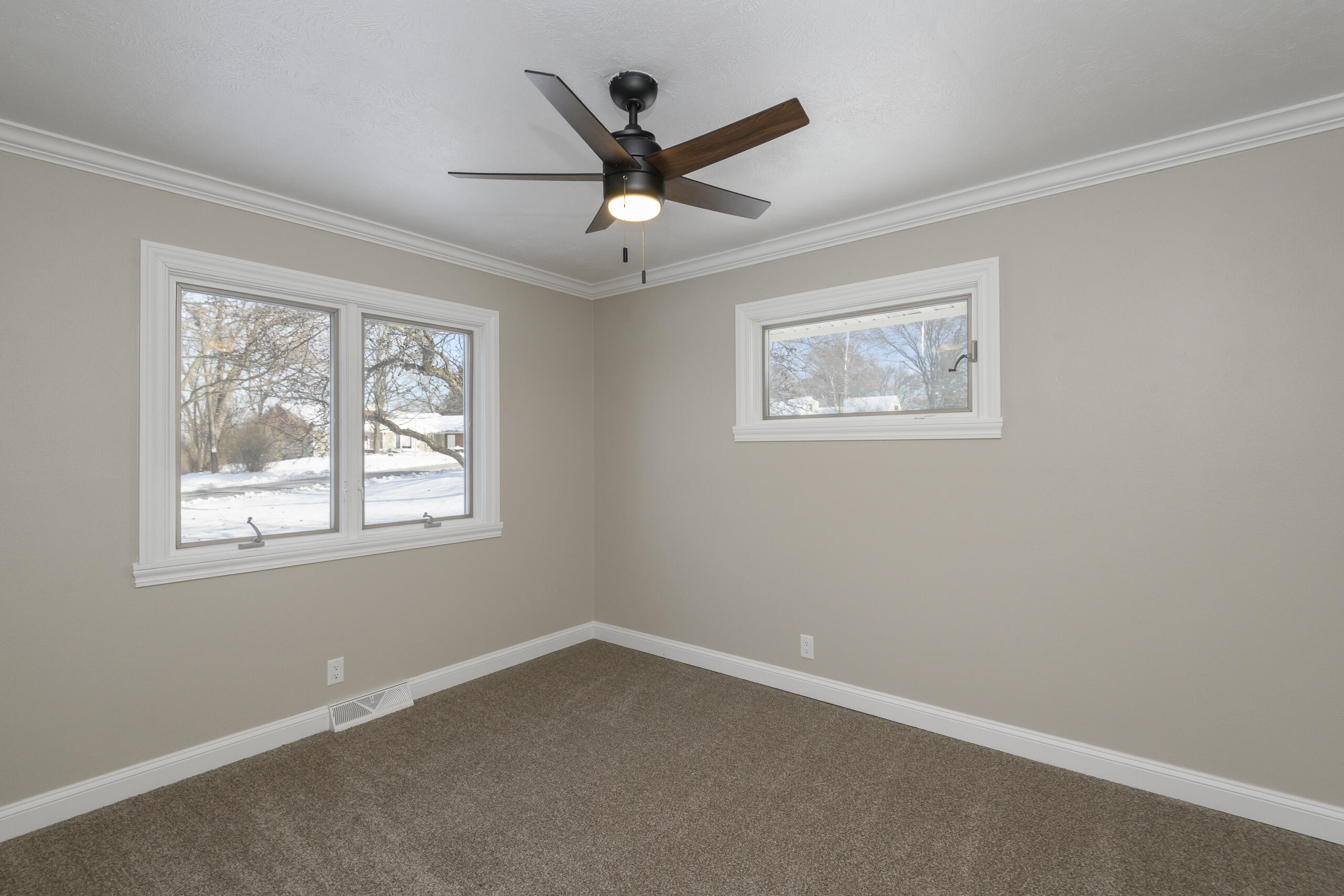 14225 Forest View Lane Brookfield, WI 53005 - Photo 23 of 38 14225 Forest View-35