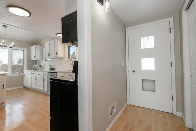 $468,000 | 14225 Forest View Lane, Brookfield, WI 53005