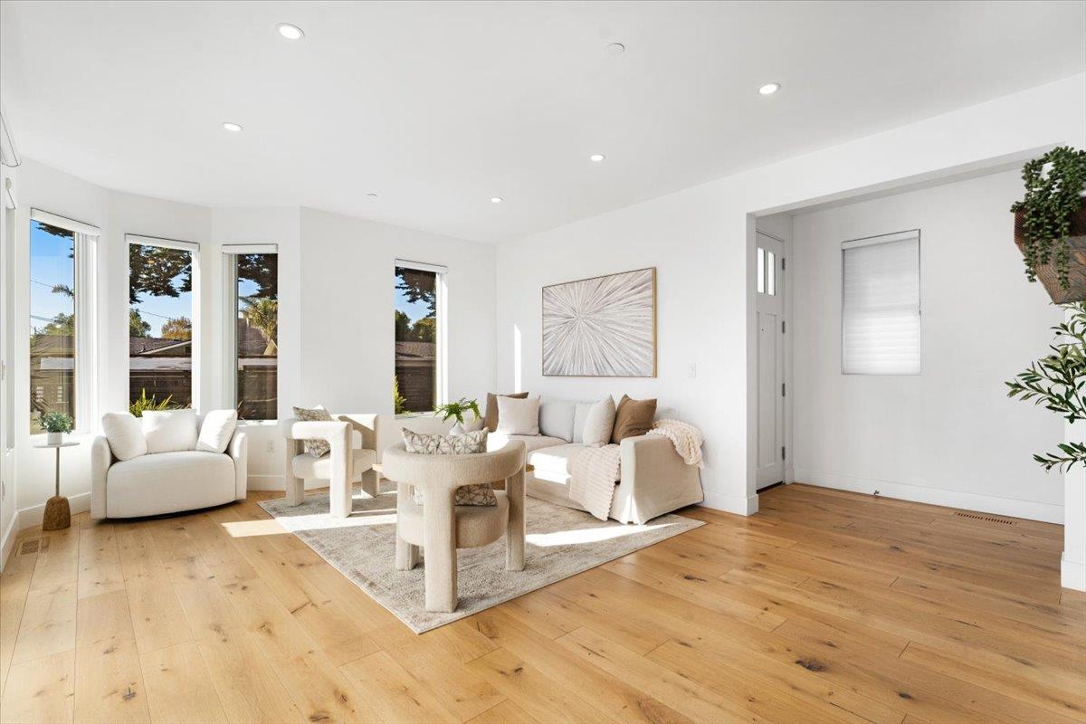 100 Bay Crest Road Santa Cruz, CA 95062 - Photo 21 of 62 a living room with furniture and wooden floor