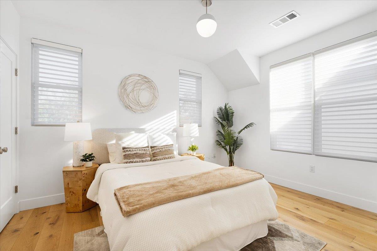 100 Bay Crest Road Santa Cruz, CA 95062 - Photo 45 of 62 a bedroom with a bed and a window