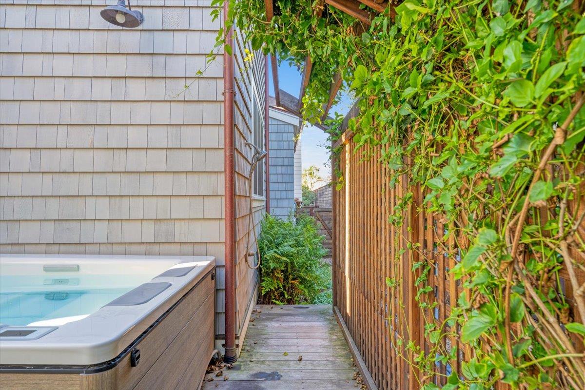 100 Bay Crest Road Santa Cruz, CA 95062 - Photo 52 of 62