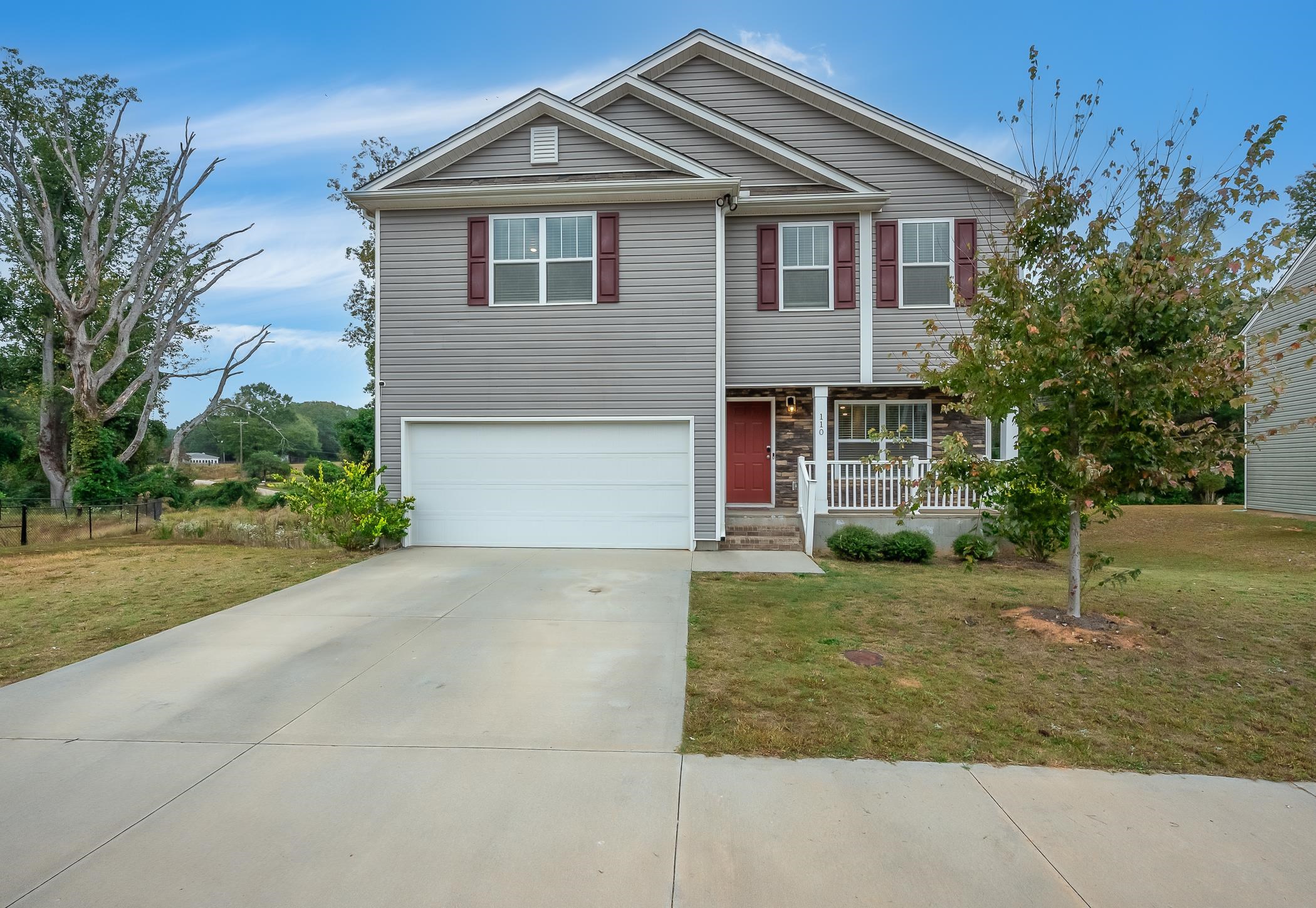 110 Blue Springs Way Simpsonville, SC 29680 - Photo 1 of 36 Gallery Image 1