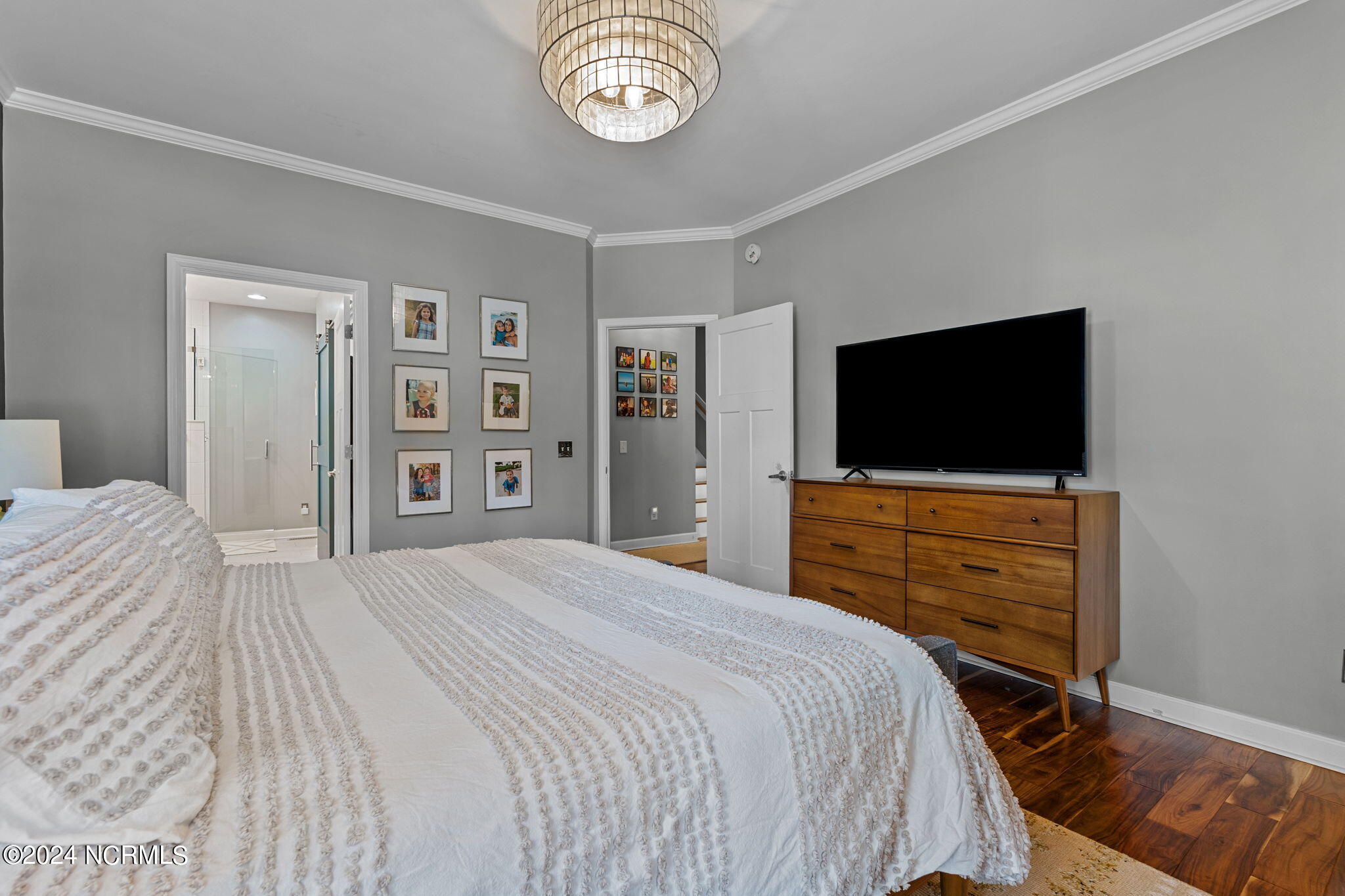 4 Bur Place Pinehurst, NC 28374 - Photo 17 of 39 Primary Bedroom