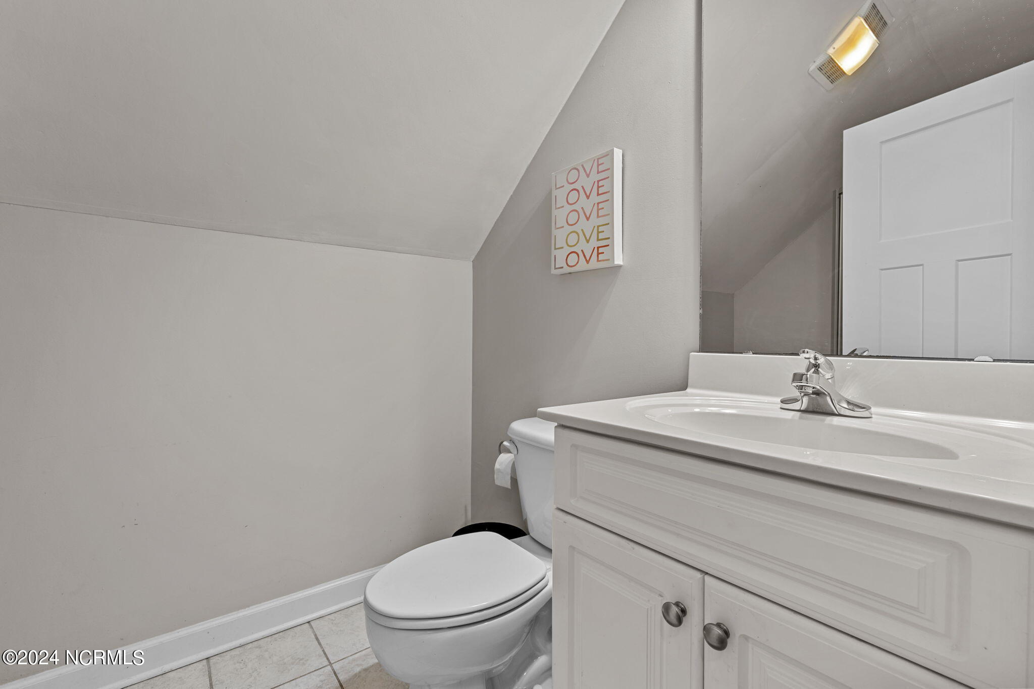 4 Bur Place Pinehurst, NC 28374 - Photo 30 of 39 Third Bathroom