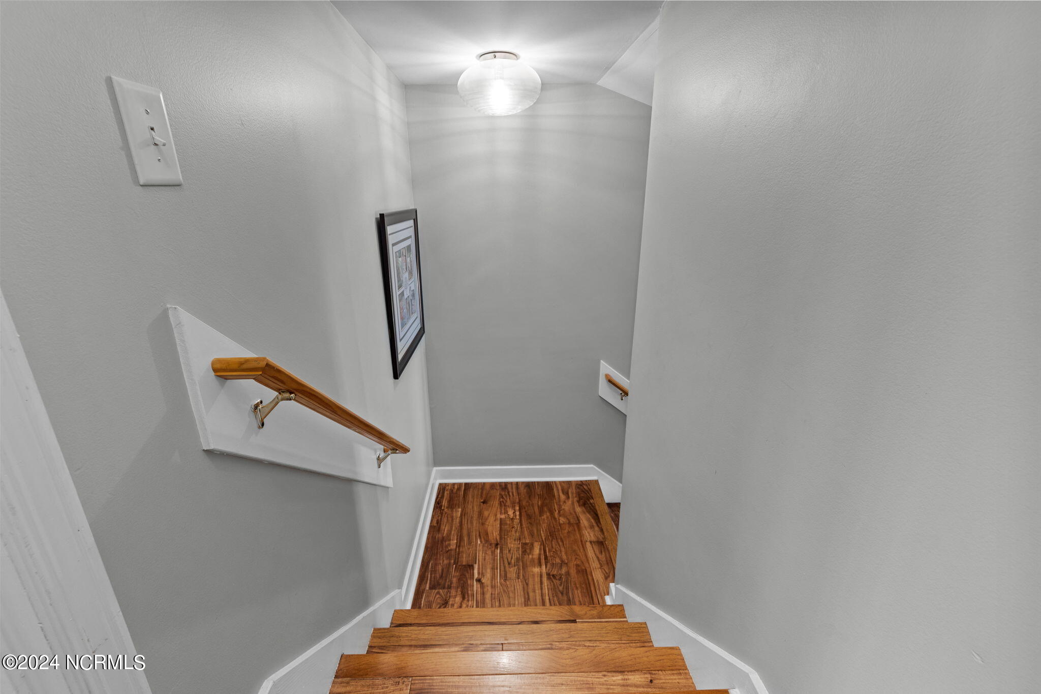 4 Bur Place Pinehurst, NC 28374 - Photo 32 of 39 Stairs