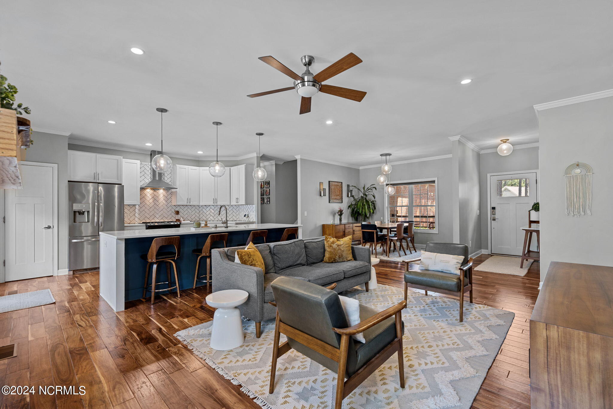 4 Bur Place Pinehurst, NC 28374 - Photo 8 of 39 Living