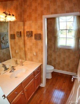 7046 Oakhurst Ridge Road Clarkston, MI 48348 - Photo 5 of 11 04 Formal-Powder-Room.jpg