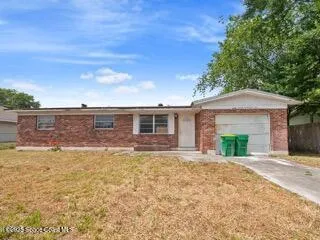 $2,300 | 2581 Stratford Drive, Cocoa, FL 32926