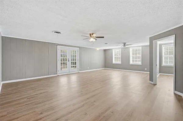 a view of livingroom with hardwood