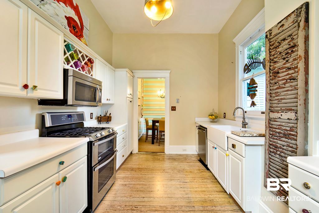 9 North Reed Avenue Mobile, AL 36604 - Photo 2 of 26